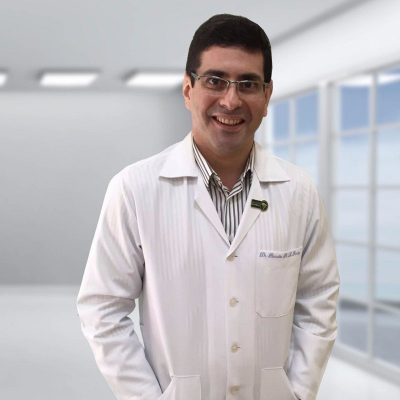 DR. RENATO ROSTEY